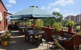 Khweza Bed And Breakfast Nairobi 2*